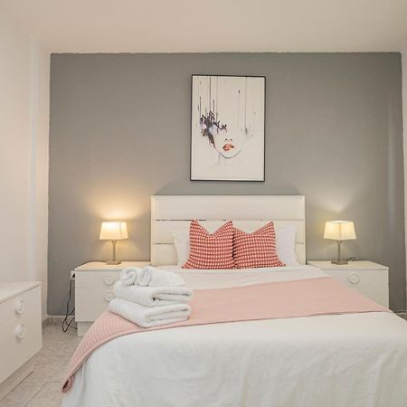 شقة Perfect Getaway In Triana - 15M Walk Giralda إشبيلية المظهر الخارجي الصورة